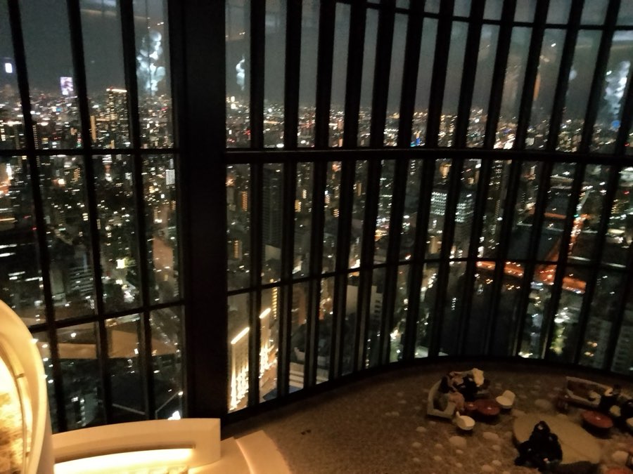 コンラッド大阪からの夜景