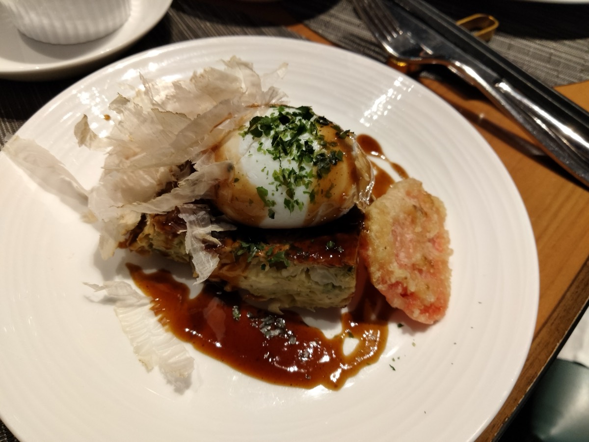 コンラッド大阪 お好み焼きベネディクト