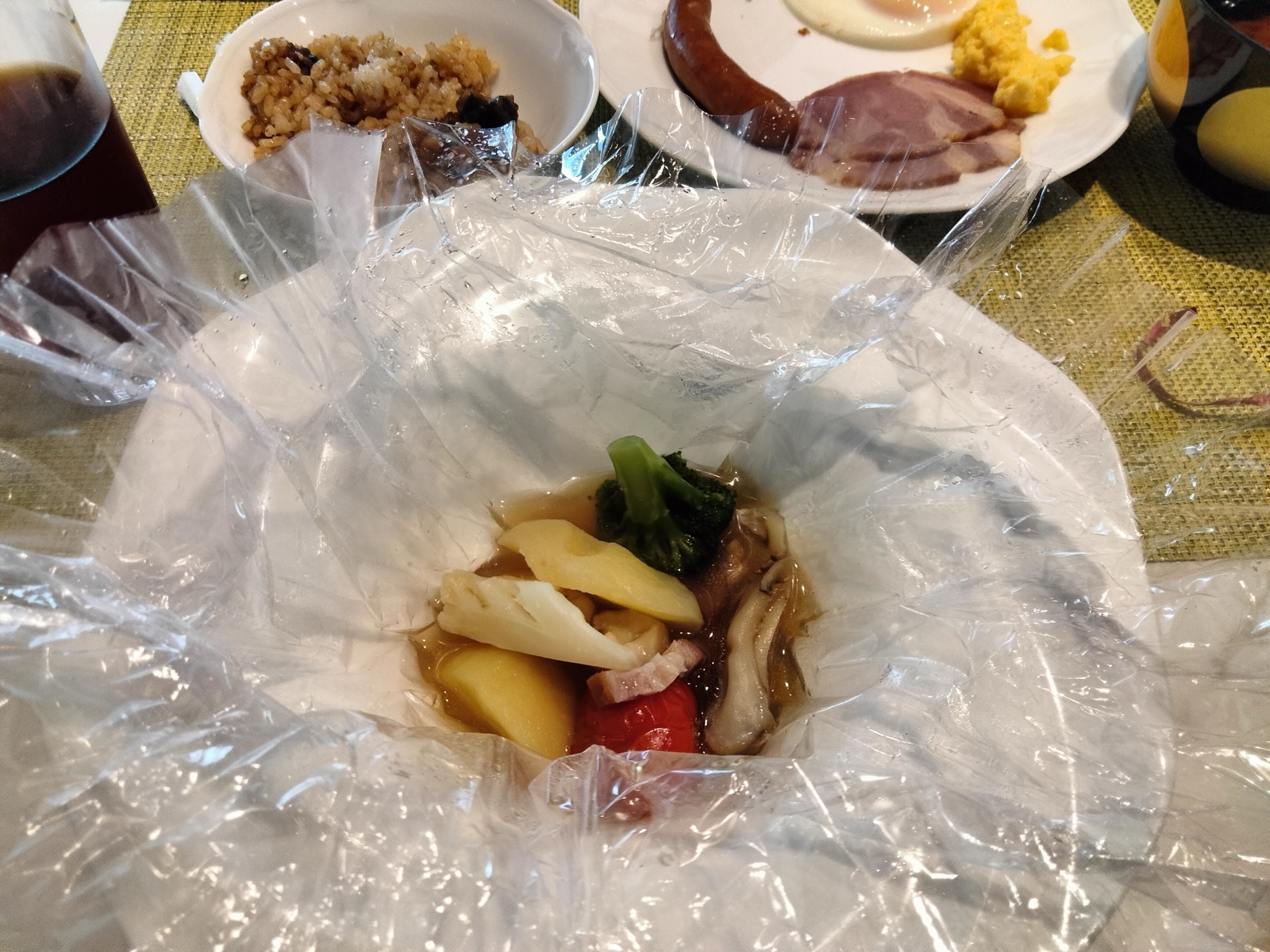 ラウンジ朝食
