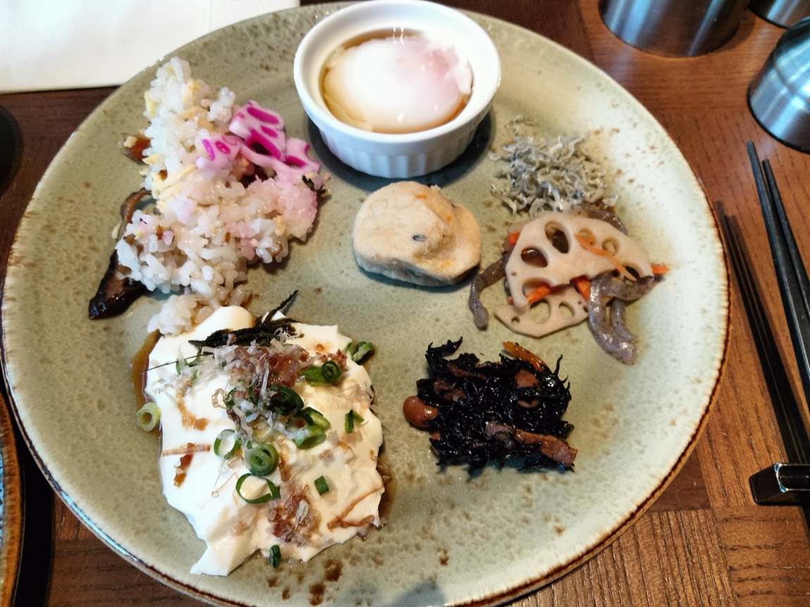 朝食メイン料理