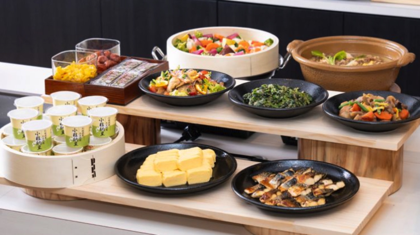 朝食ビュッフェの一例