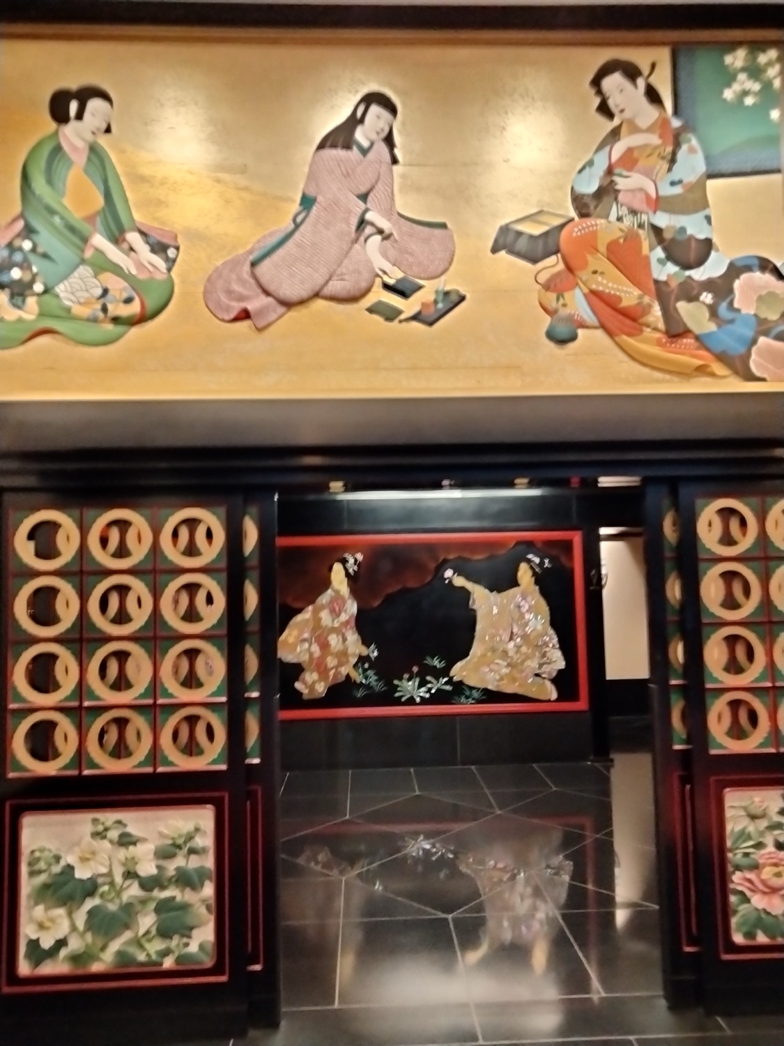 館内にある“一億円のトイレ”