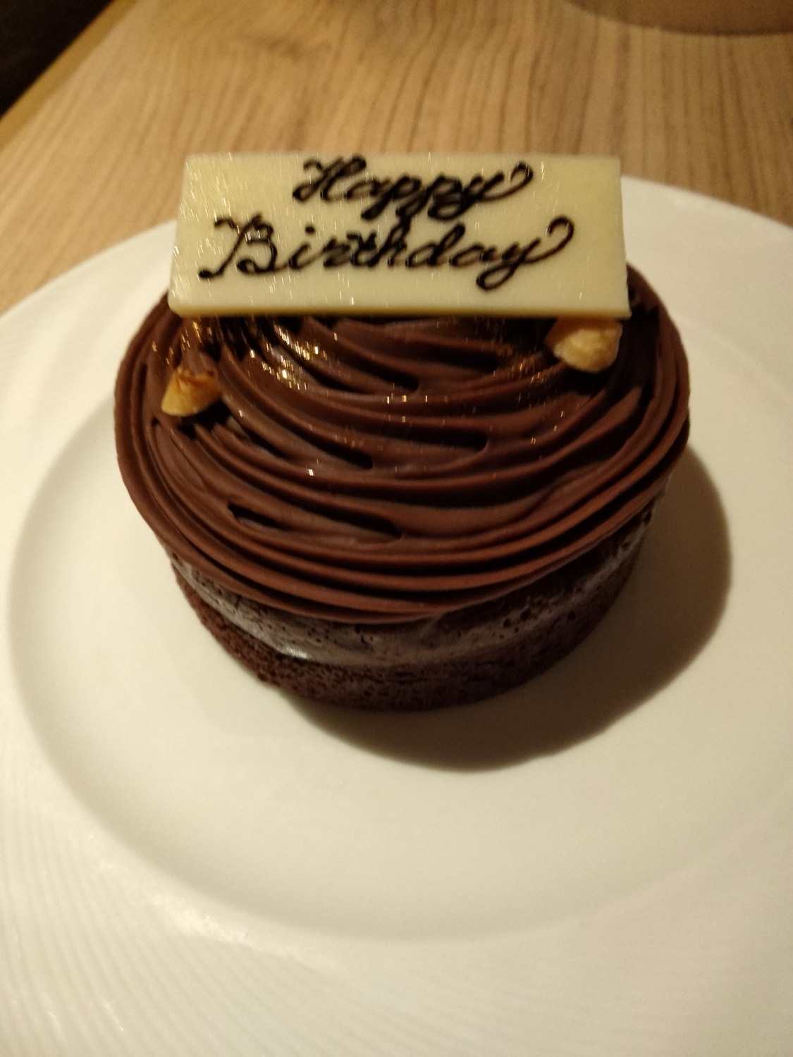用意していただいたチョコレートケーキ